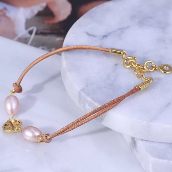 TORY BURCH MILLER LOGO PEARL BRACELET - Picture 6 of 7